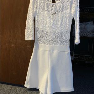 White laced floral romper